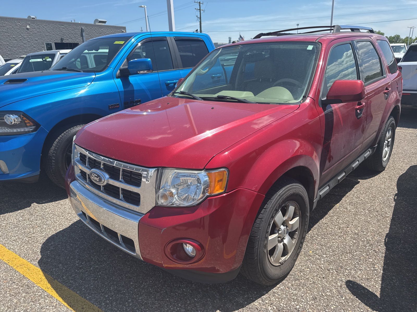 Thumbnail: 2011 Ford Escape - 19