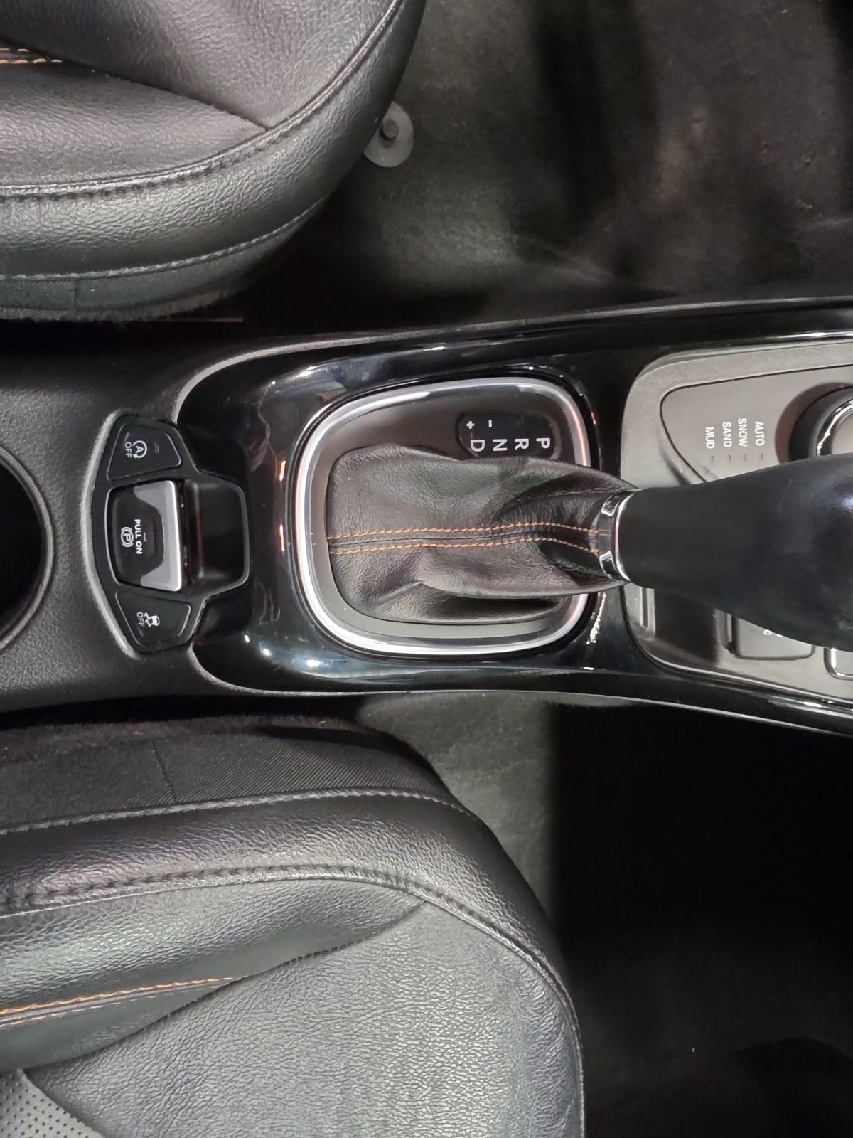 Thumbnail: 2019 Jeep Compass - 19
