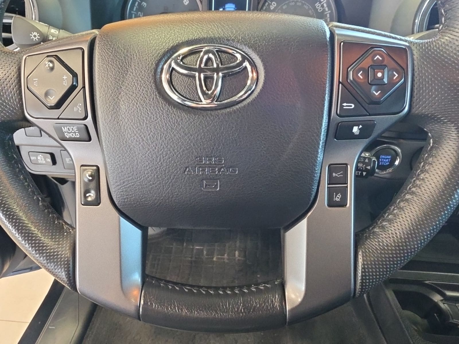 Thumbnail: 2021 Toyota Tacoma - 20