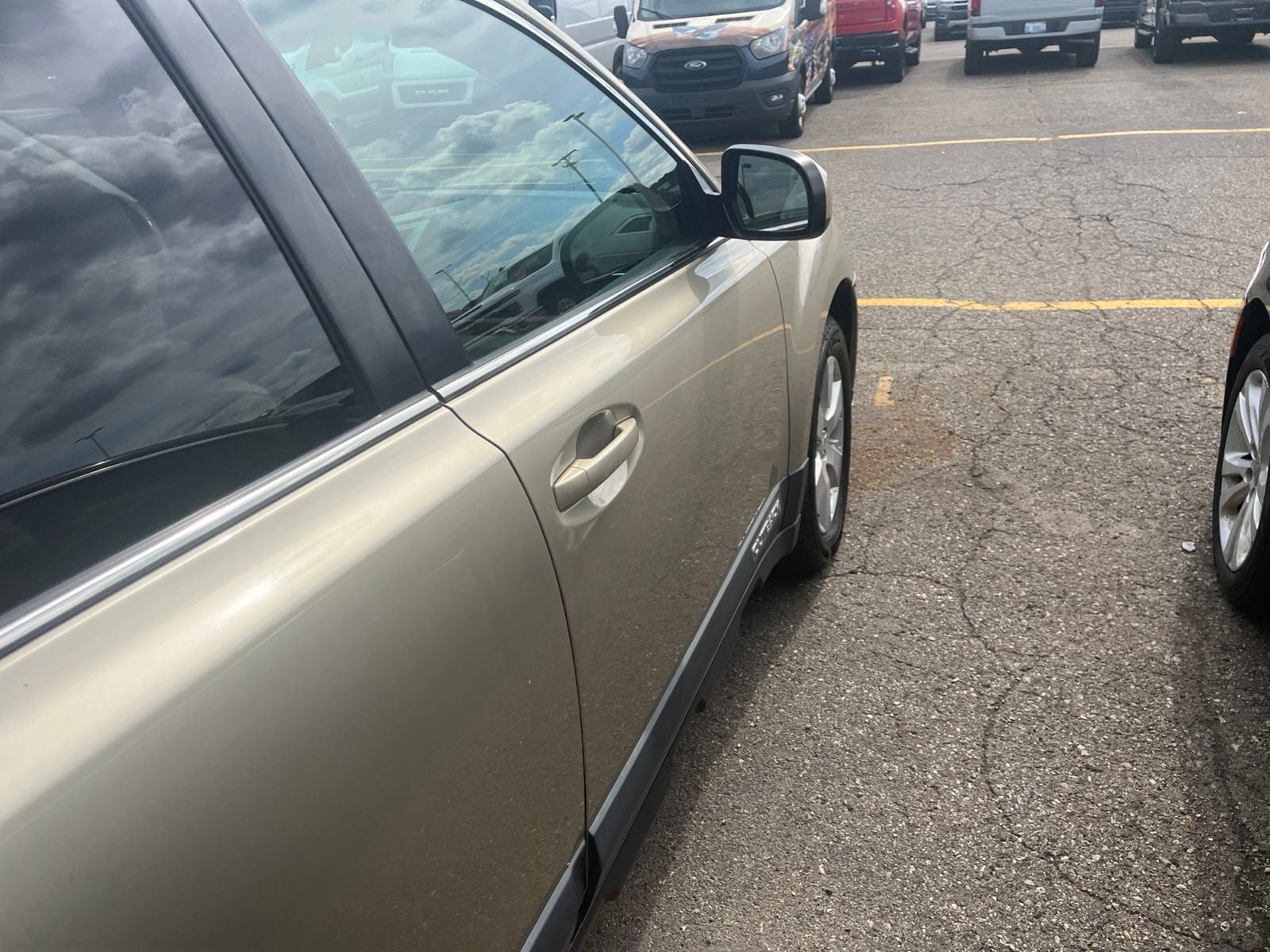 Thumbnail: 2010 Subaru Outback - 18