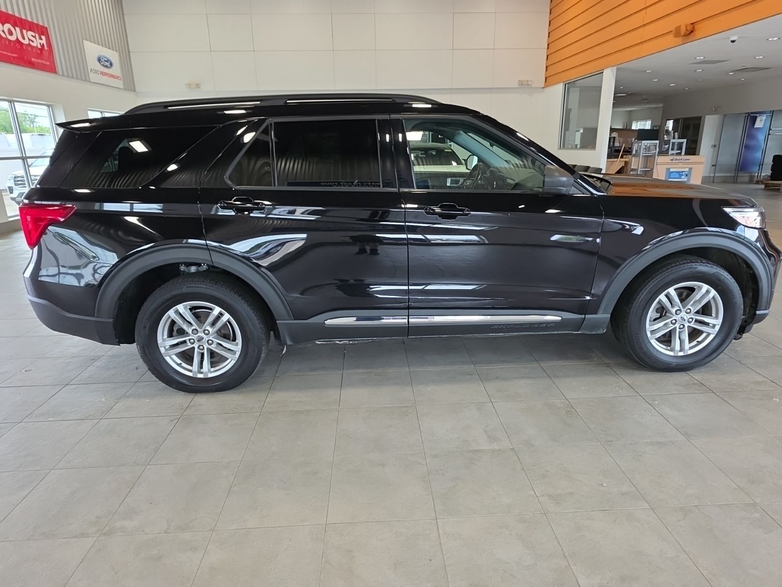 Thumbnail: 2021 Ford Explorer - 6