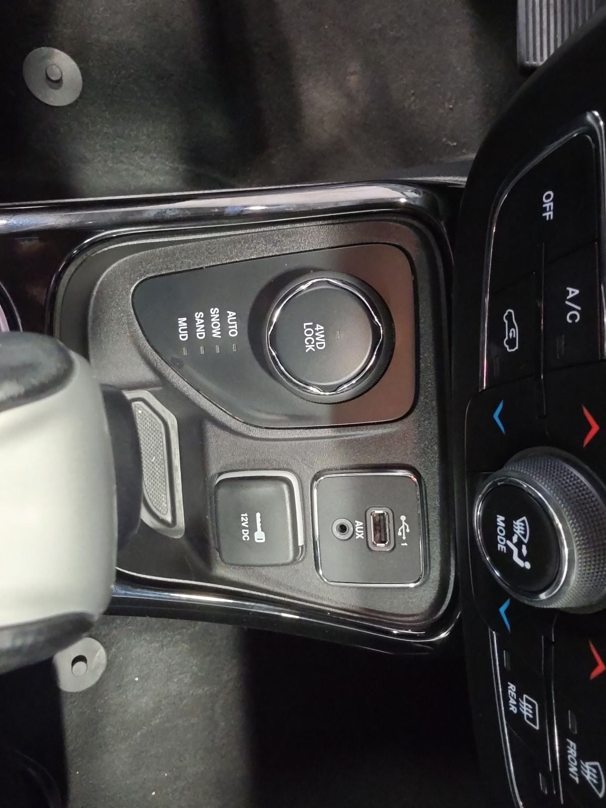 Thumbnail: 2019 Jeep Compass - 20