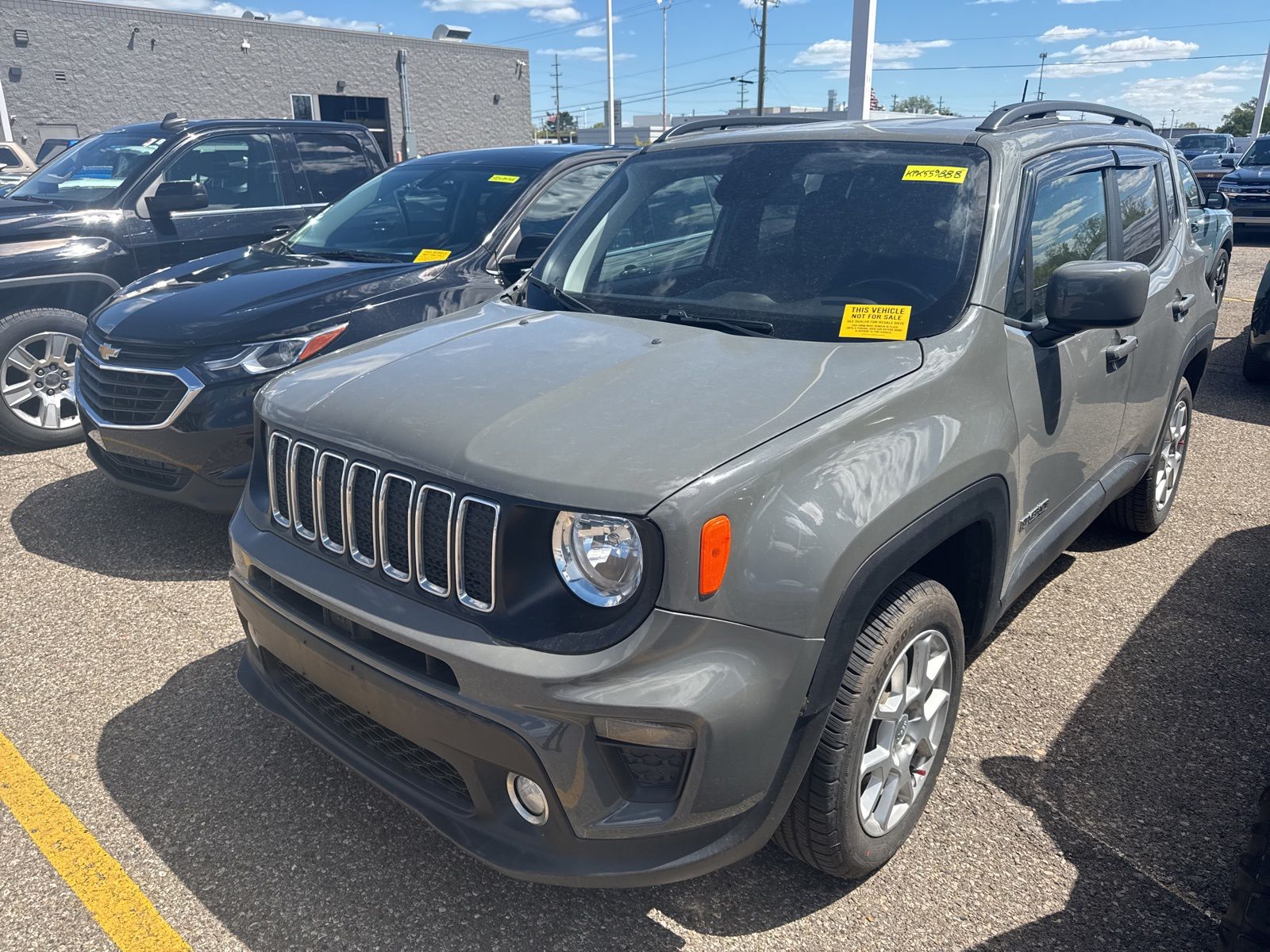 2019 Jeep Renegade Latitude 4x4's photo