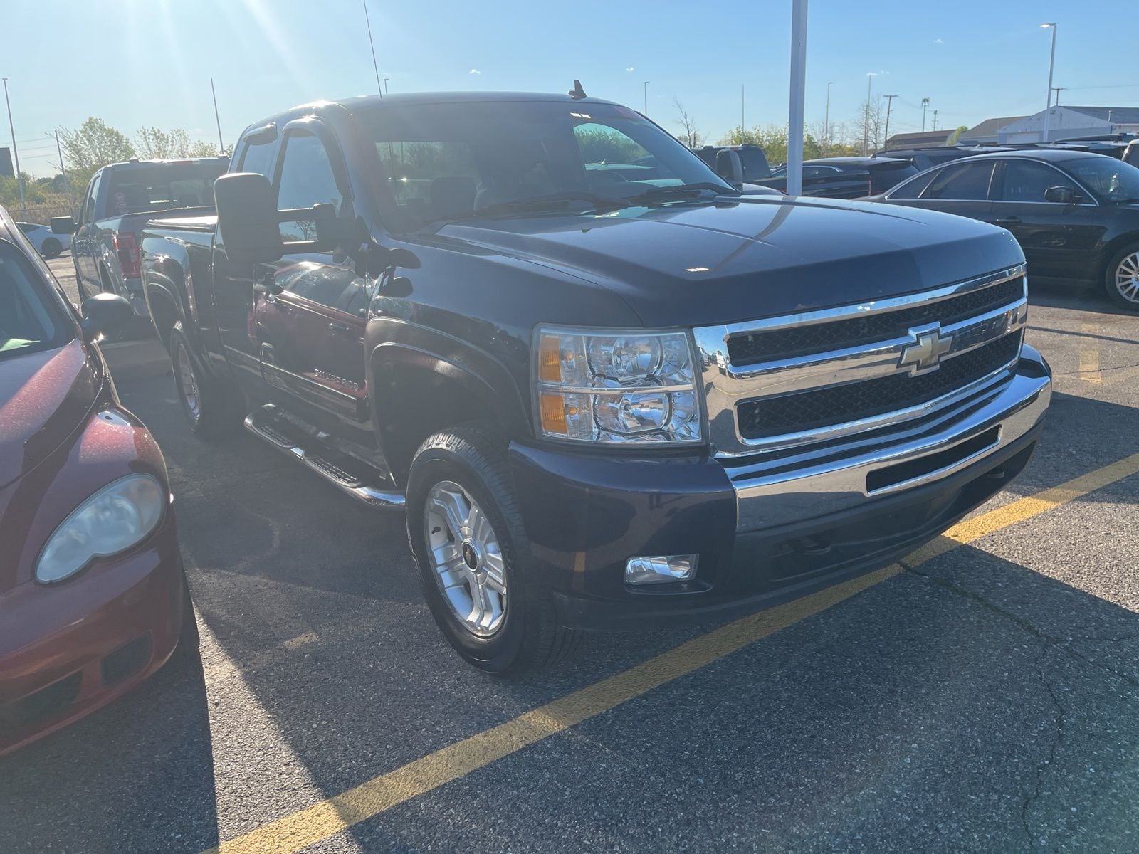 Thumbnail: 2010 Chevrolet Silverado 1500 - 17