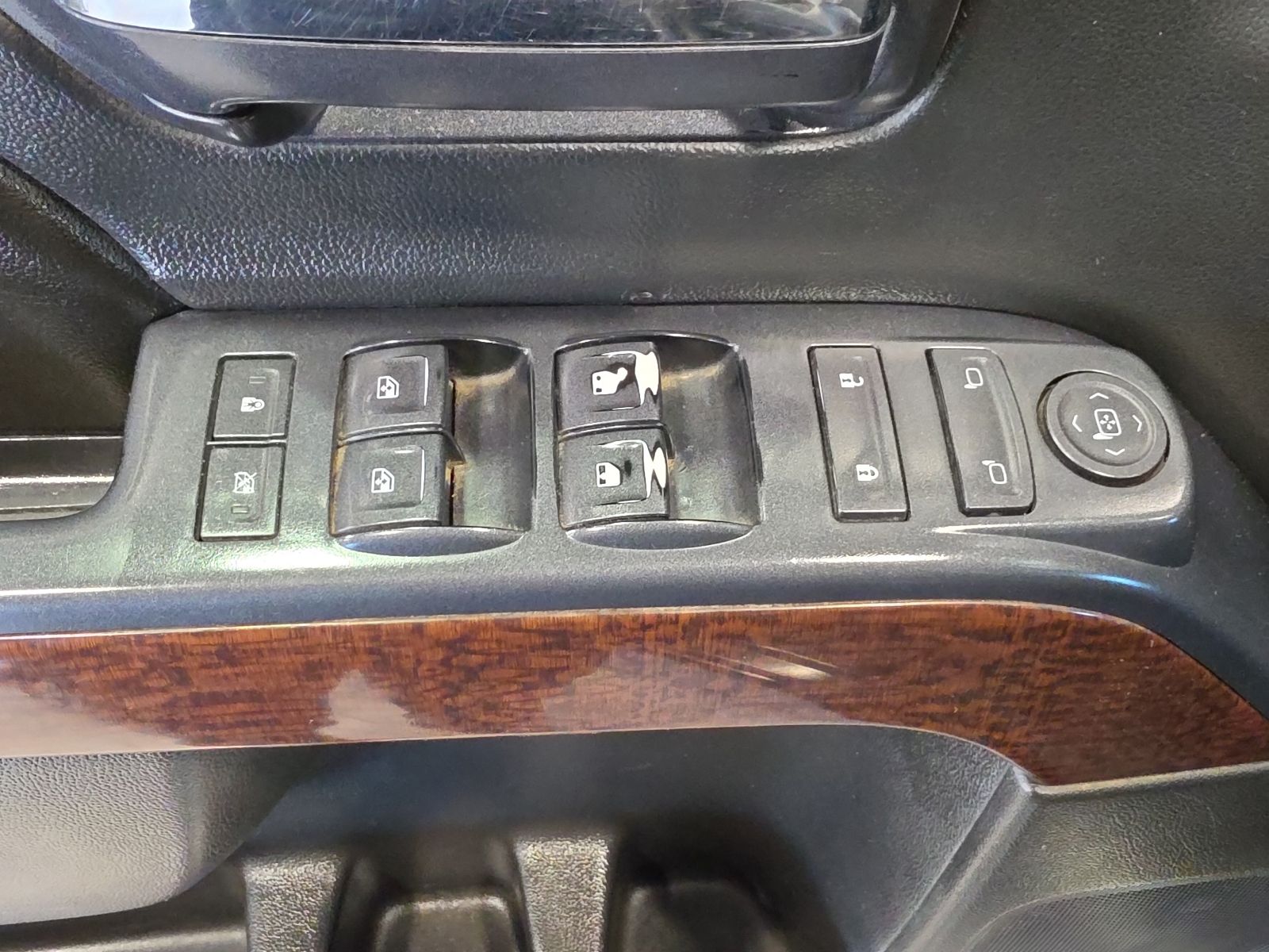 Thumbnail: 2015 GMC Sierra 1500 - 16