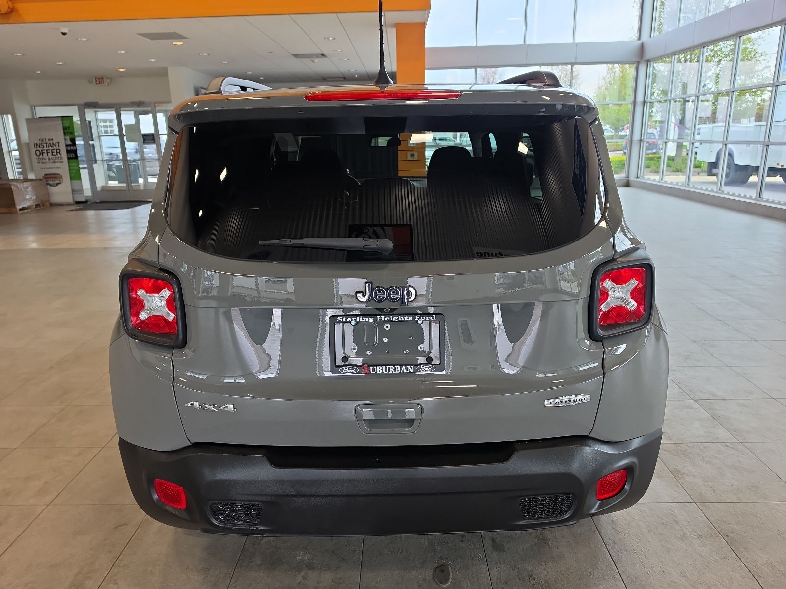 Thumbnail: 2019 Jeep Renegade - 7