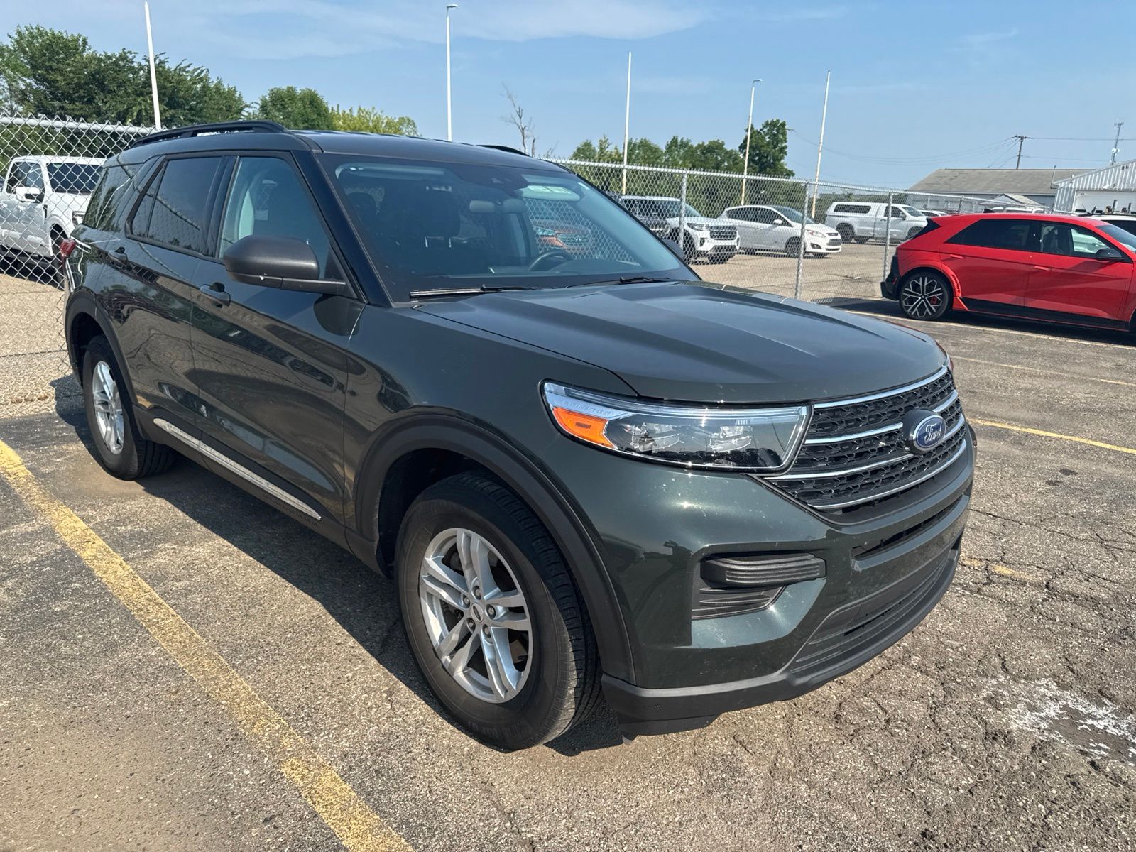 Thumbnail: 2023 Ford Explorer - 25
