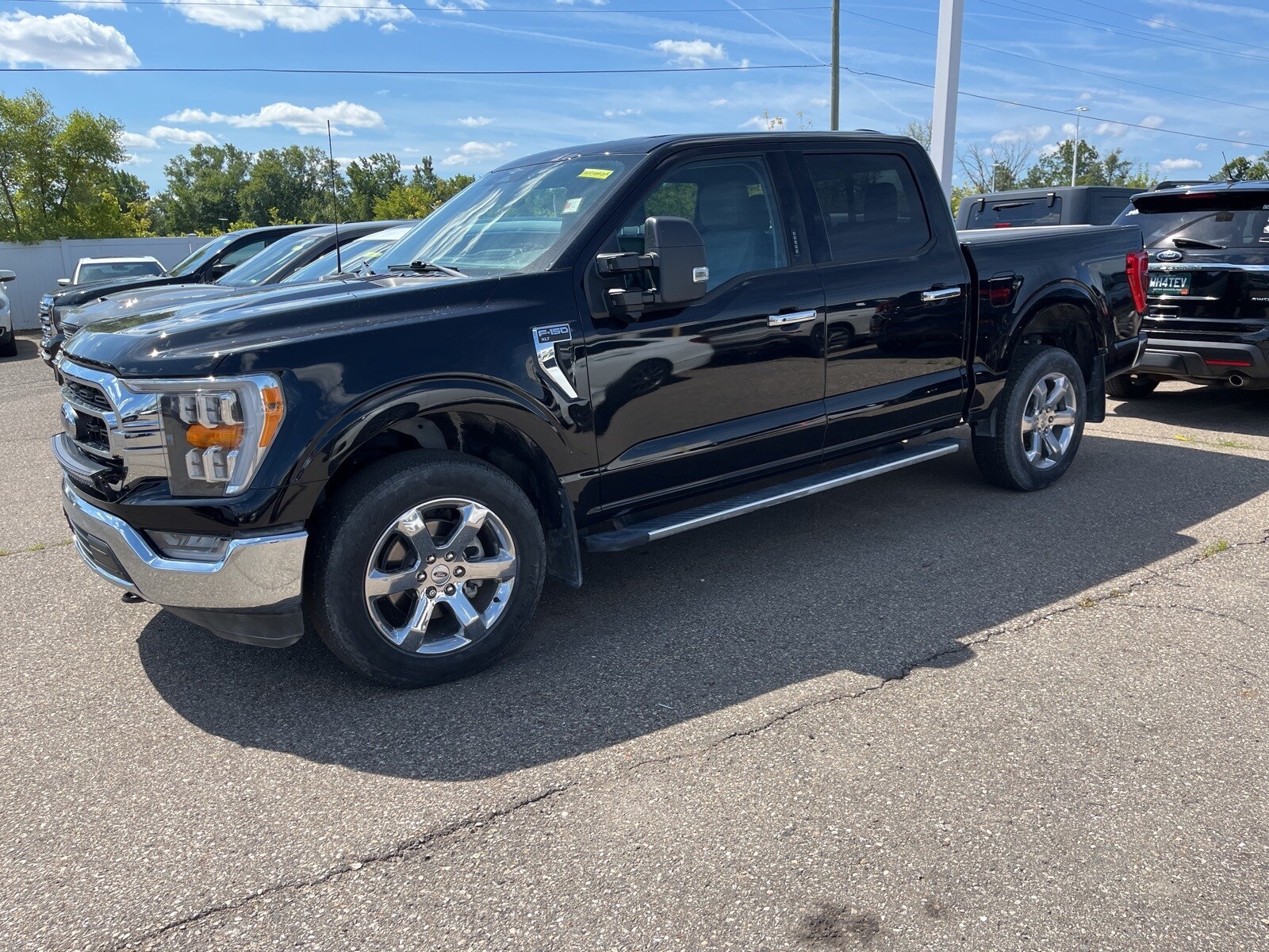2023 Ford F-150 XLT photo 4