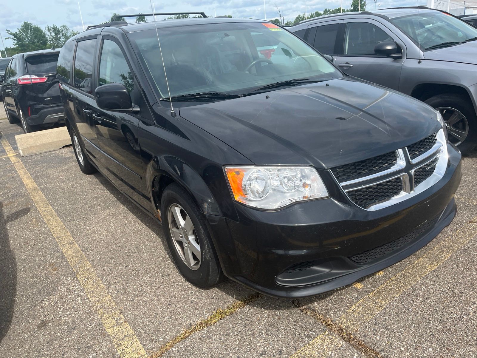Thumbnail: 2012 Dodge Grand Caravan - 19