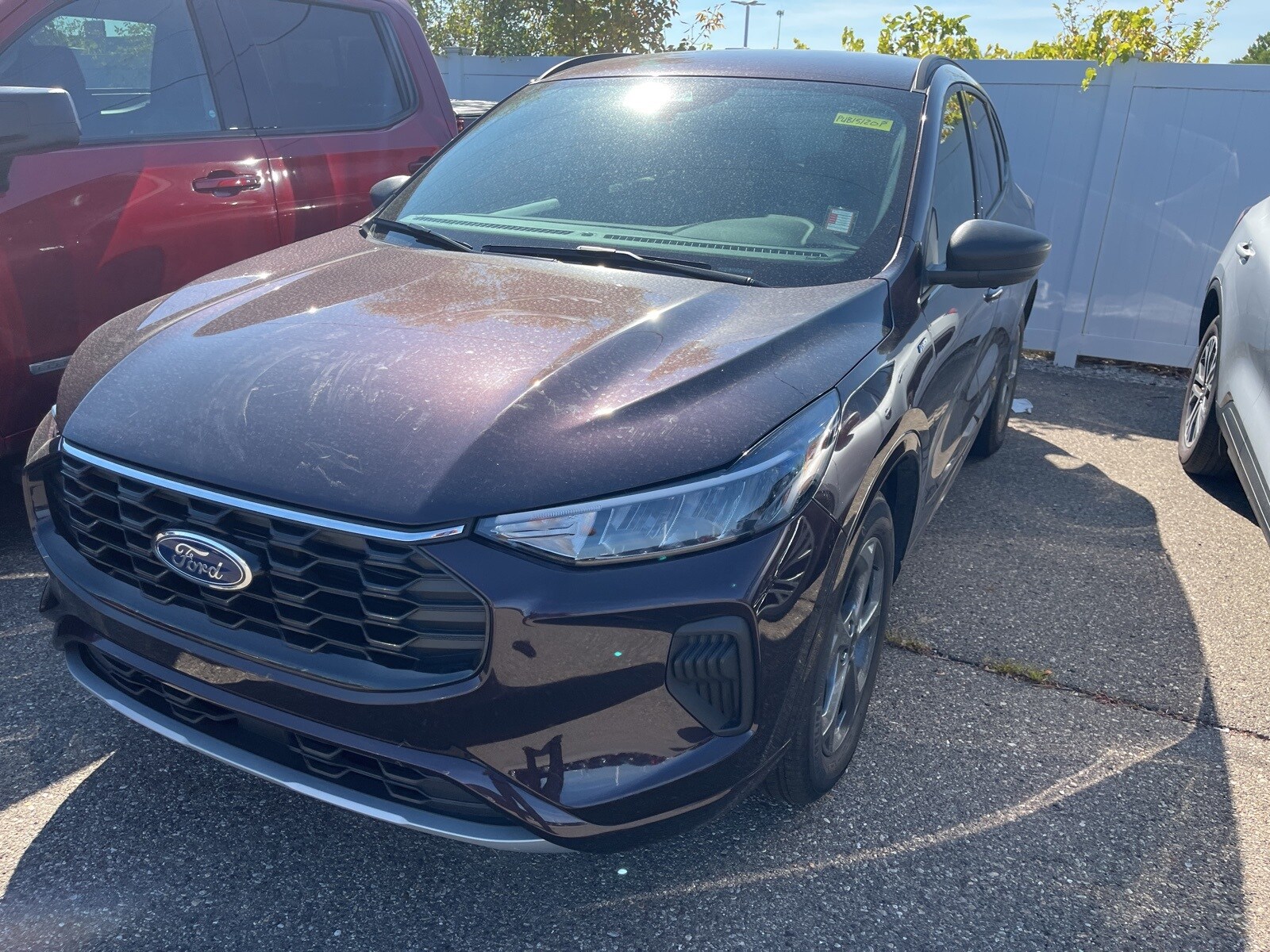 2023 Ford Escape ST-Line photo 2