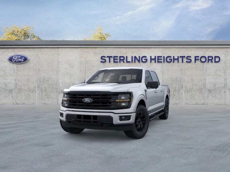 2025 Ford F-150 XLT photo 2