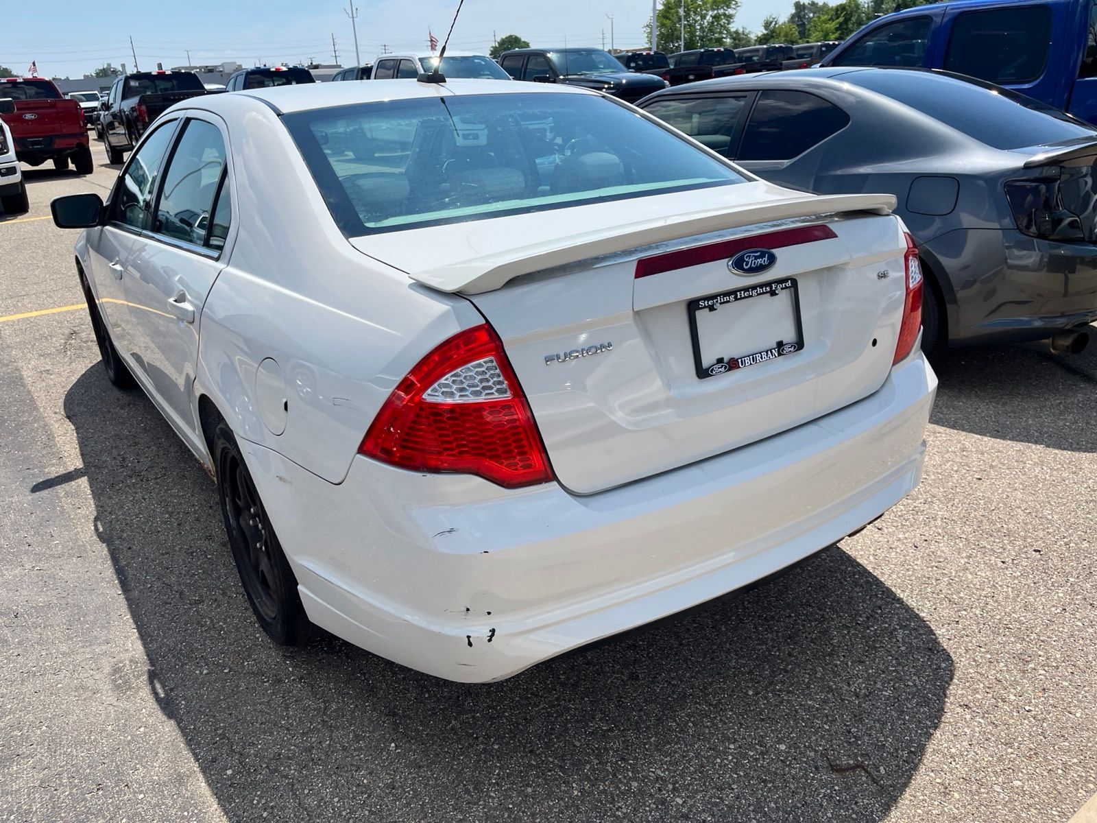 Thumbnail: 2010 Ford Fusion - 12