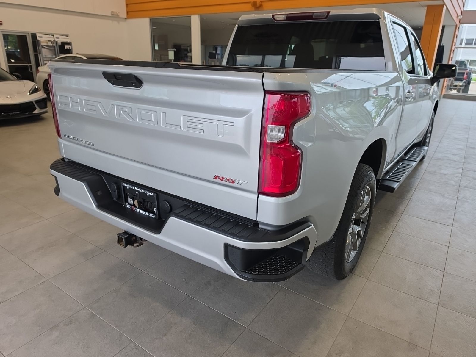 Thumbnail: 2022 Chevrolet Silverado 1500 - 8