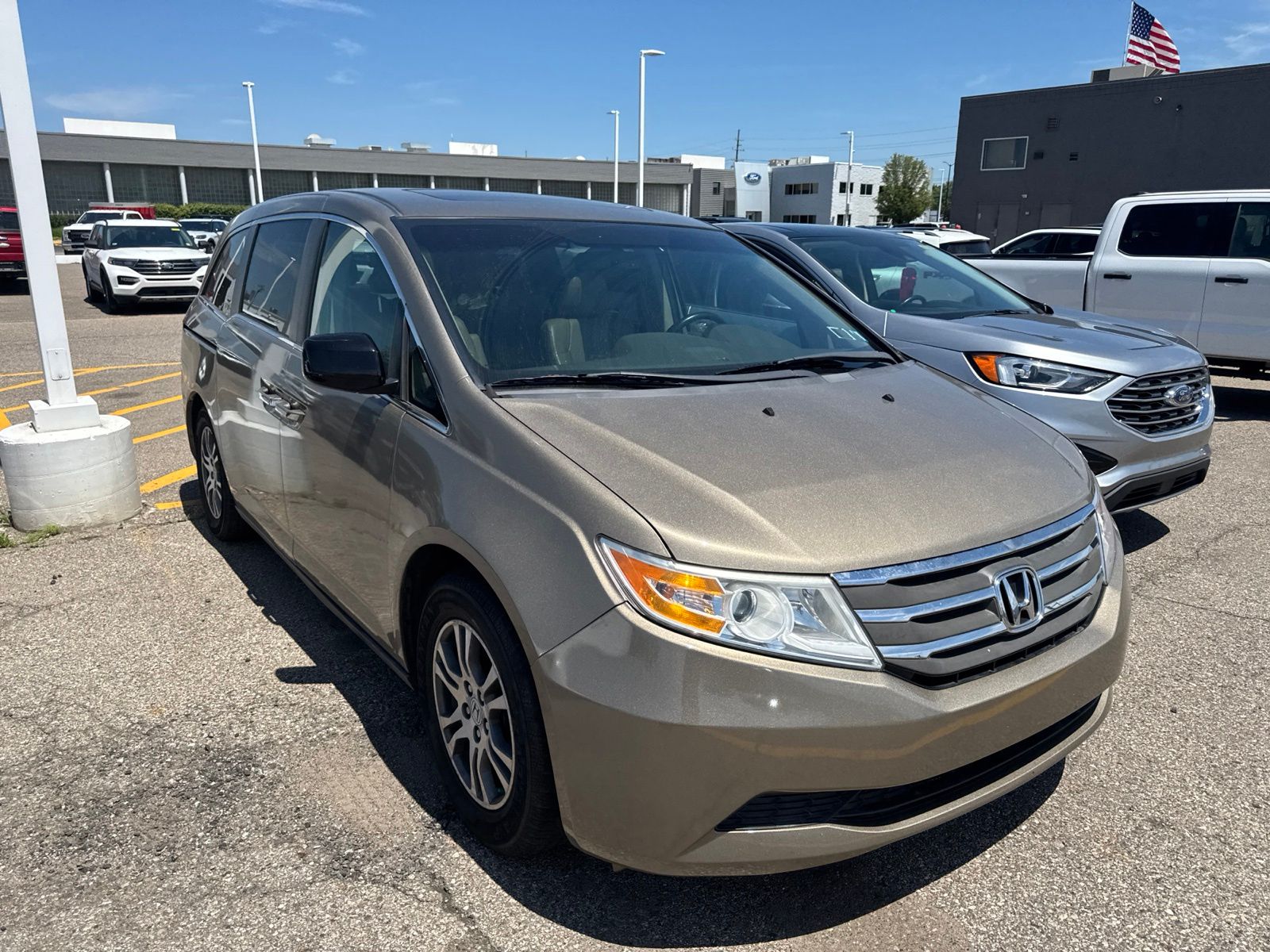 Thumbnail: 2011 Honda Odyssey - 6