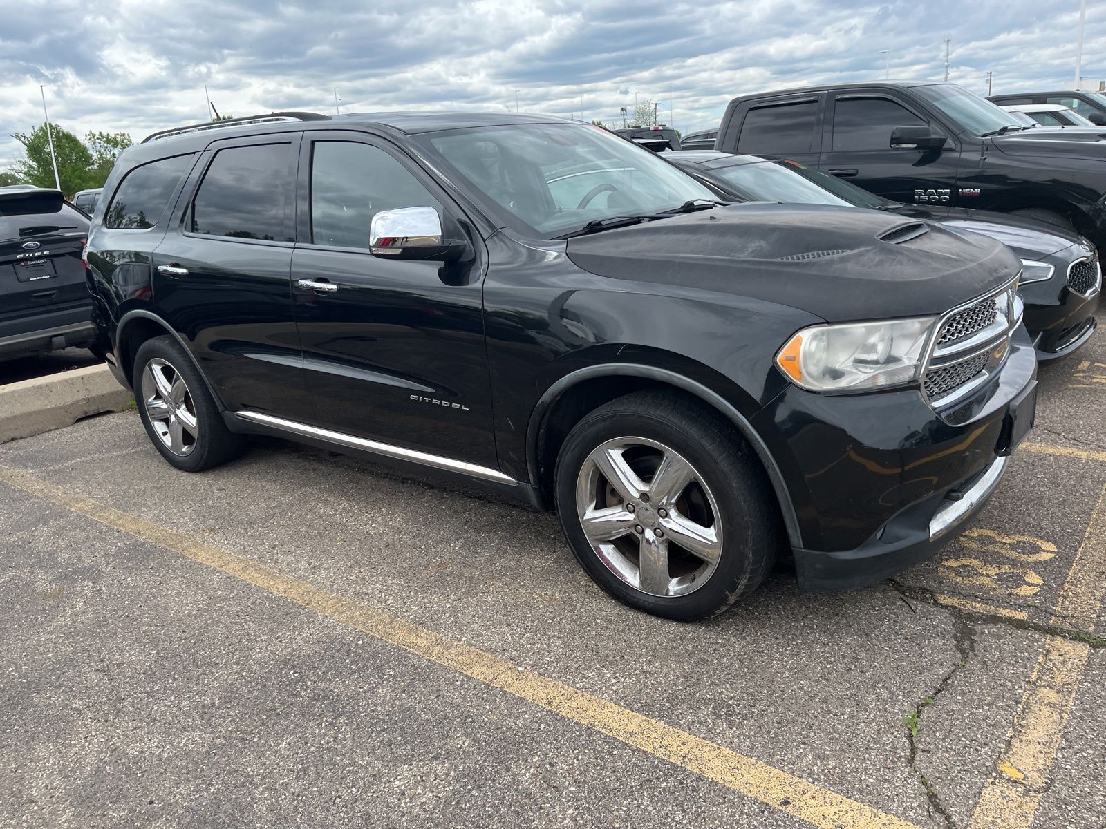 Thumbnail: 2011 Dodge Durango - 16