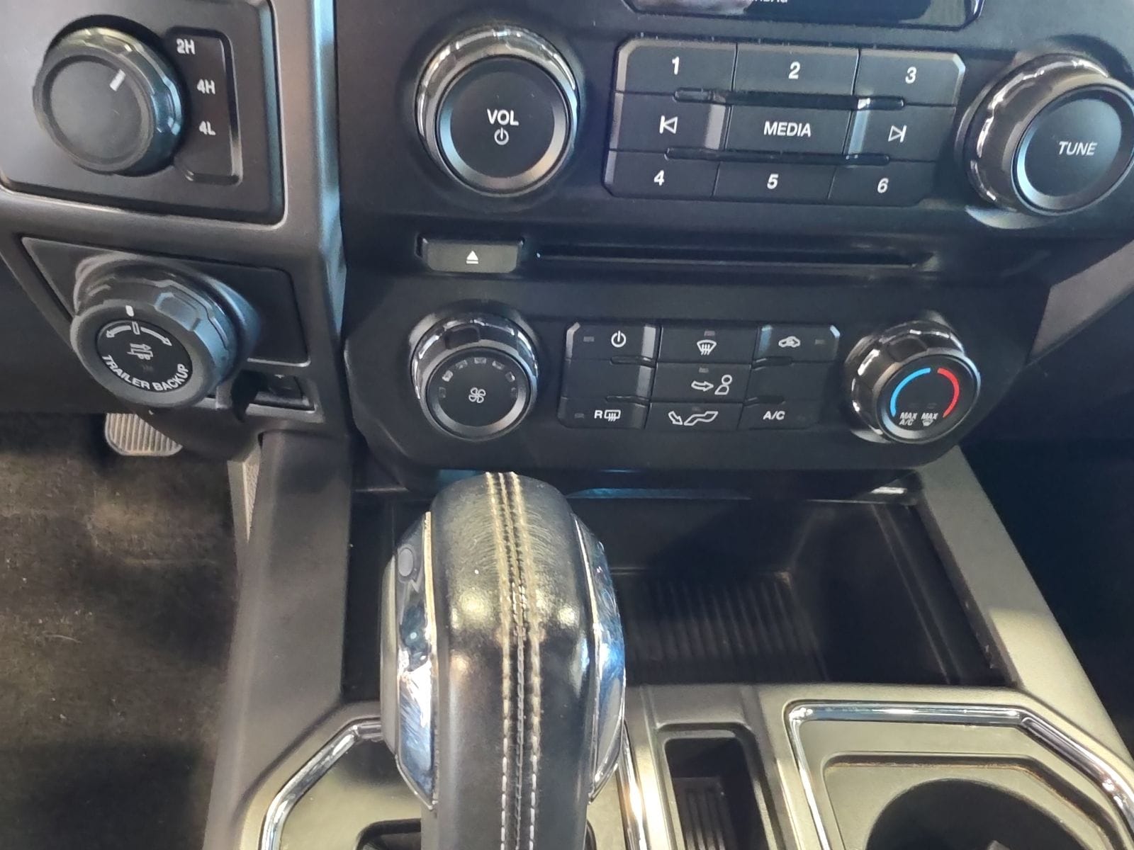 Thumbnail: 2018 Ford F-150 - 24
