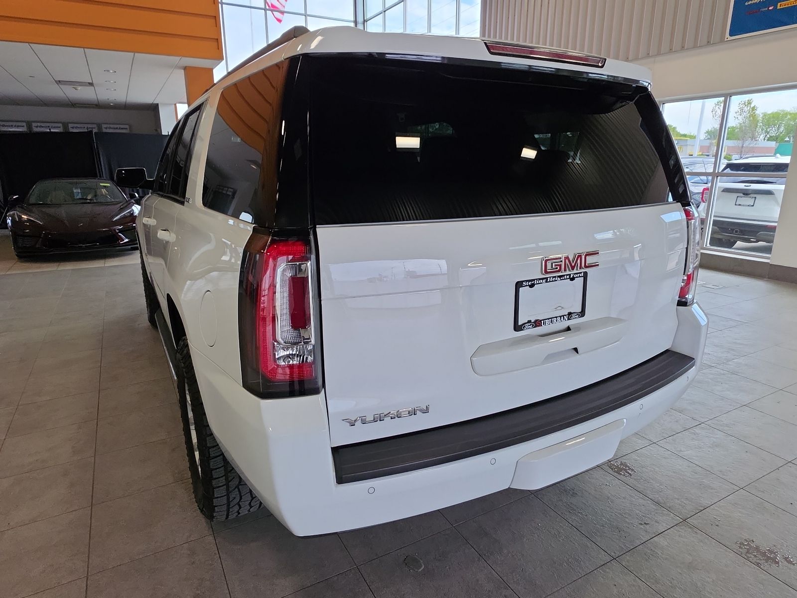 Thumbnail: 2019 GMC Yukon - 9