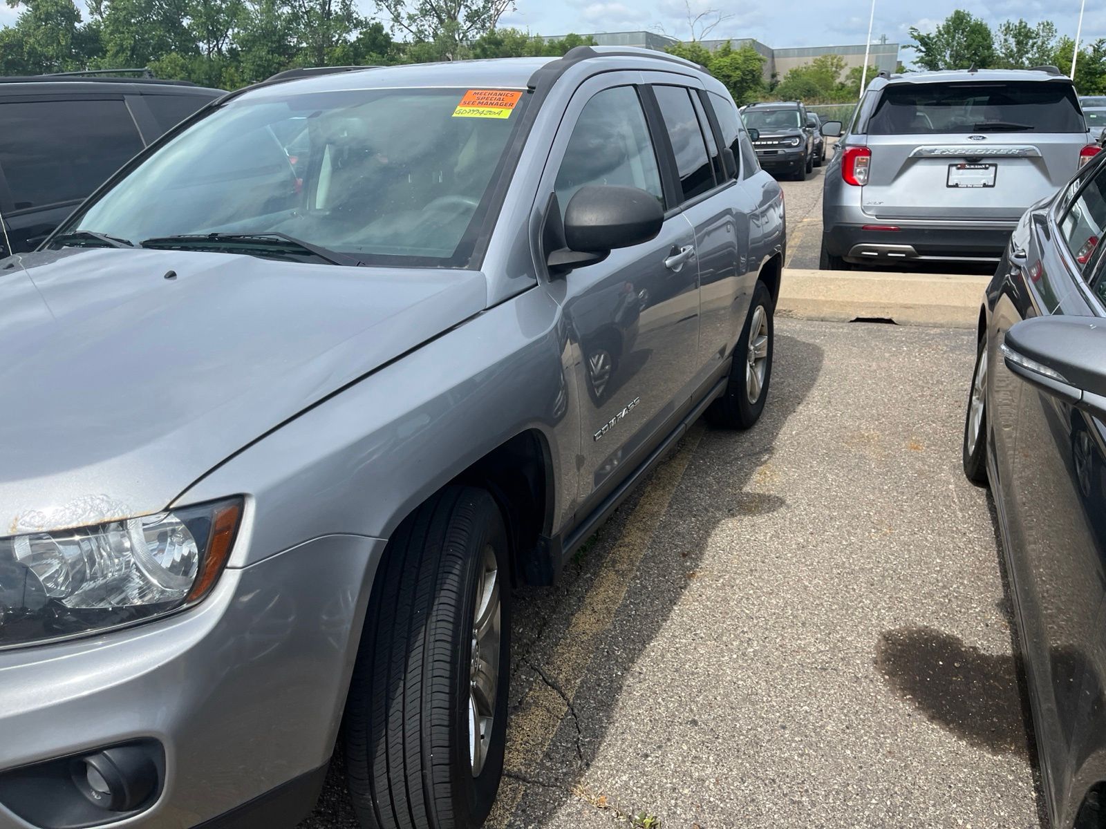 Thumbnail: 2016 Jeep Compass - 6