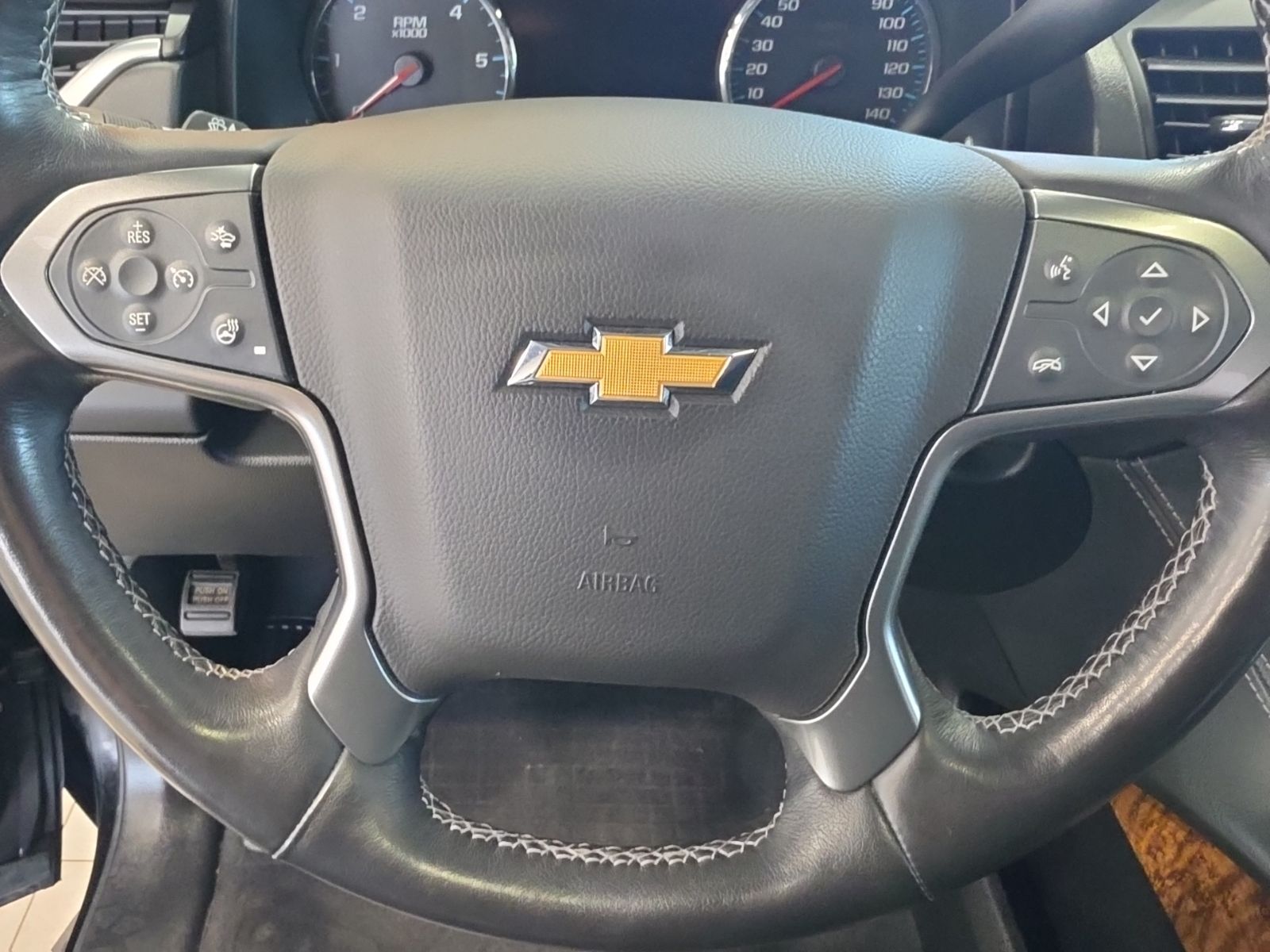 Thumbnail: 2020 Chevrolet Tahoe - 24
