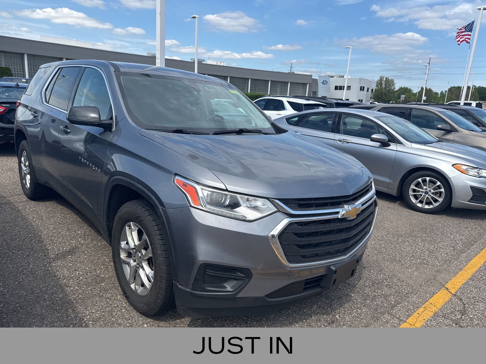 2018 Chevrolet Traverse LS -
                  Sterling Heights, MI