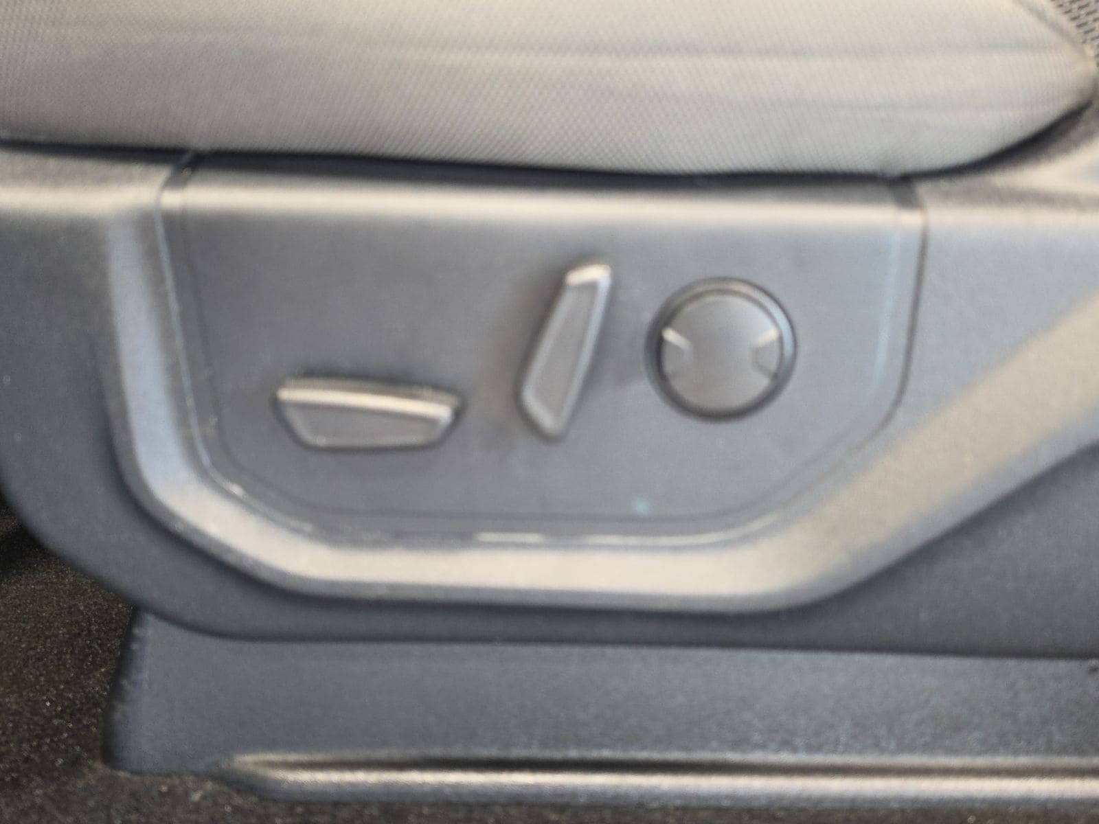 Thumbnail: 2019 Ford F-150 - 16