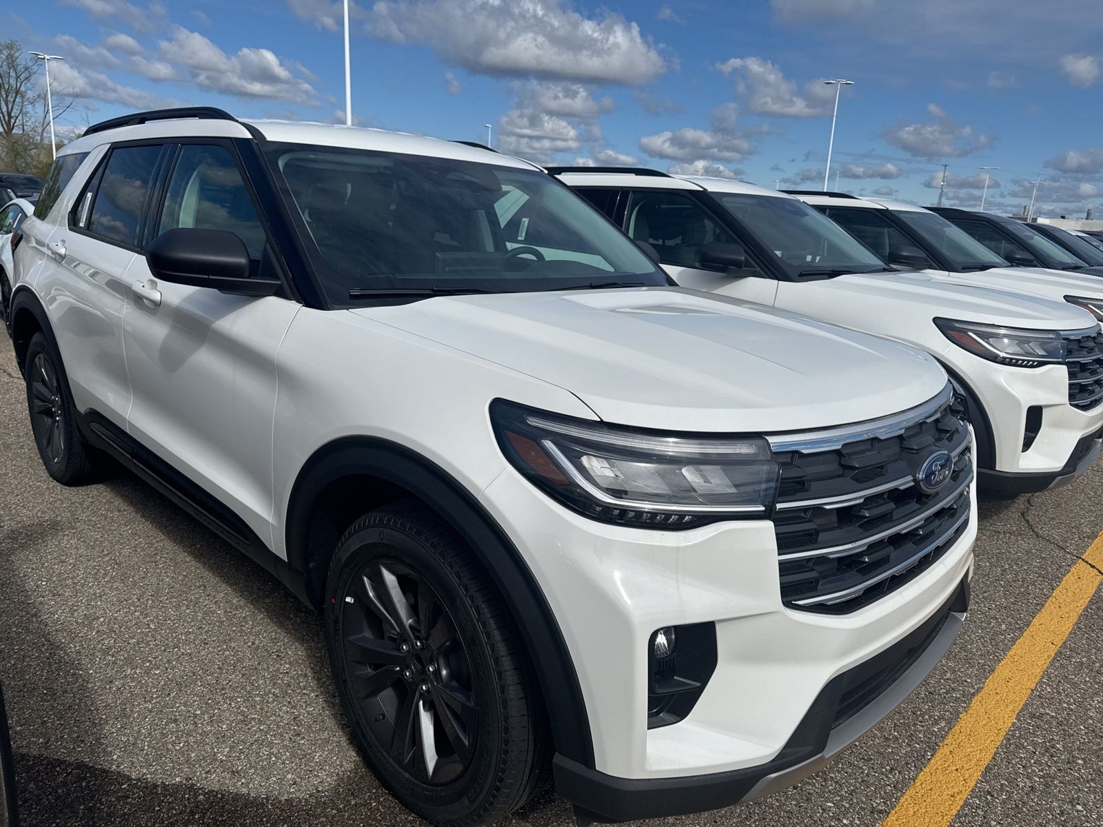 Thumbnail: 2026 Ford Explorer - 6