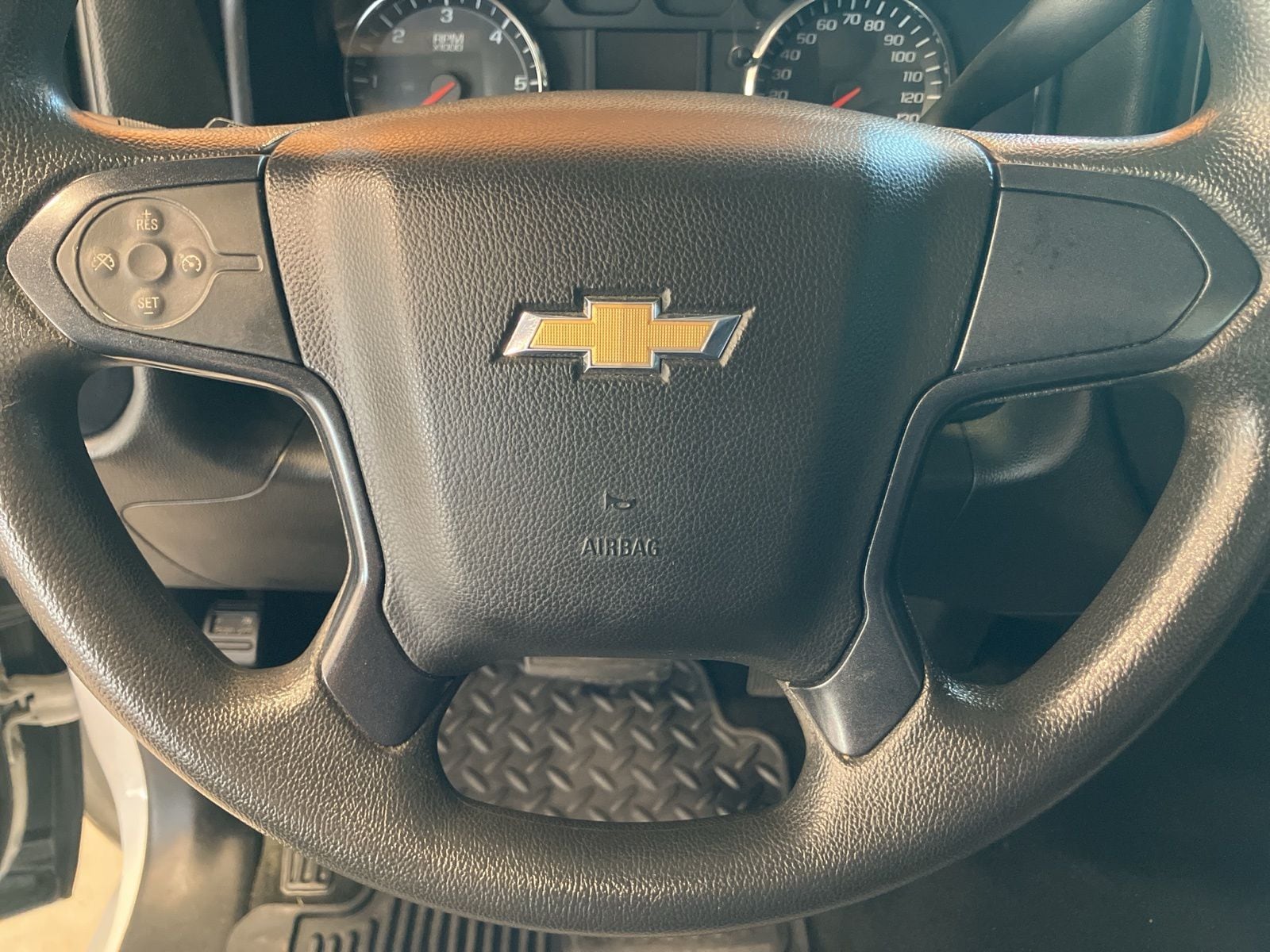 Thumbnail: 2014 Chevrolet Silverado 1500 - 14