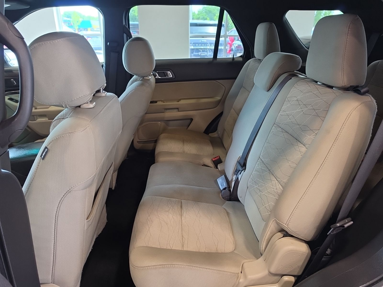 Thumbnail: 2015 Ford Explorer - 27