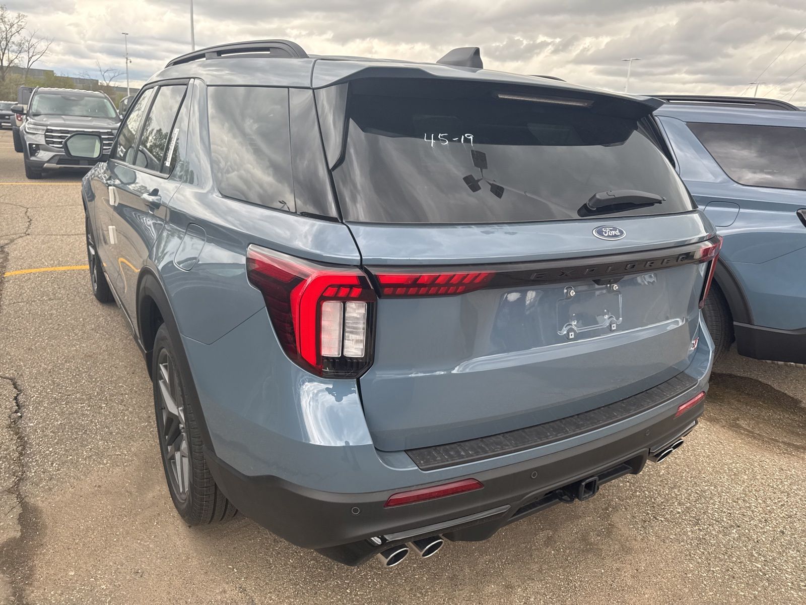 Thumbnail: 2026 Ford Explorer - 24