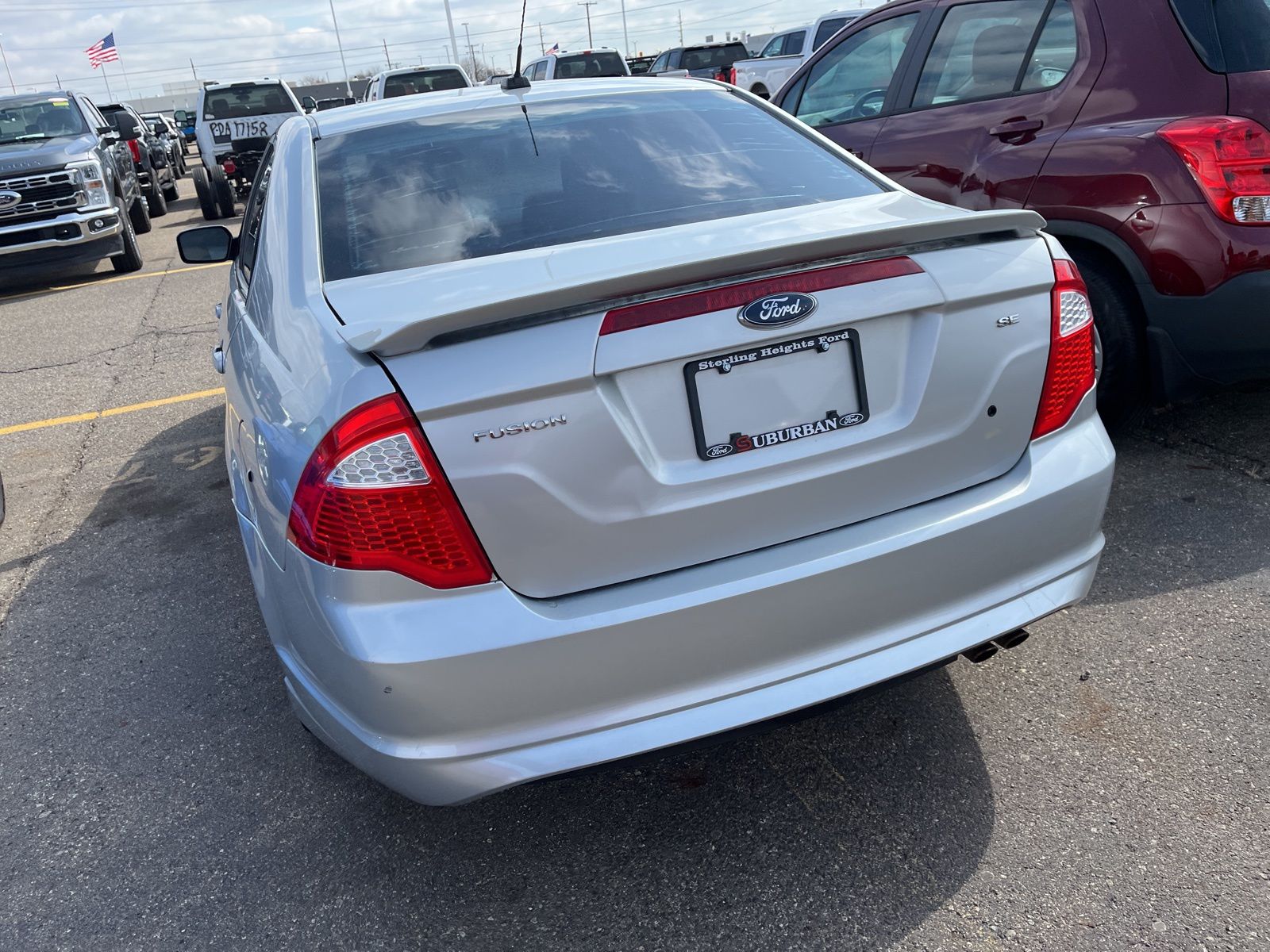 Thumbnail: 2010 Ford Fusion - 11