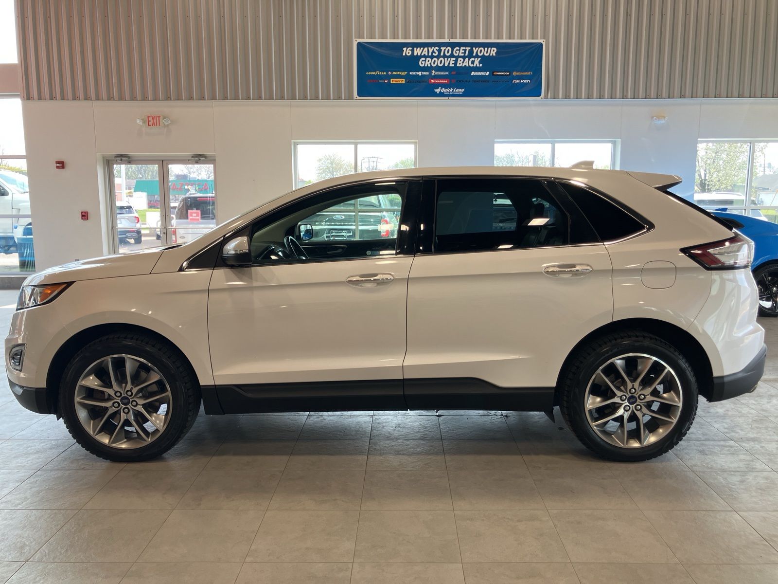 Thumbnail: 2016 Ford Edge - 8