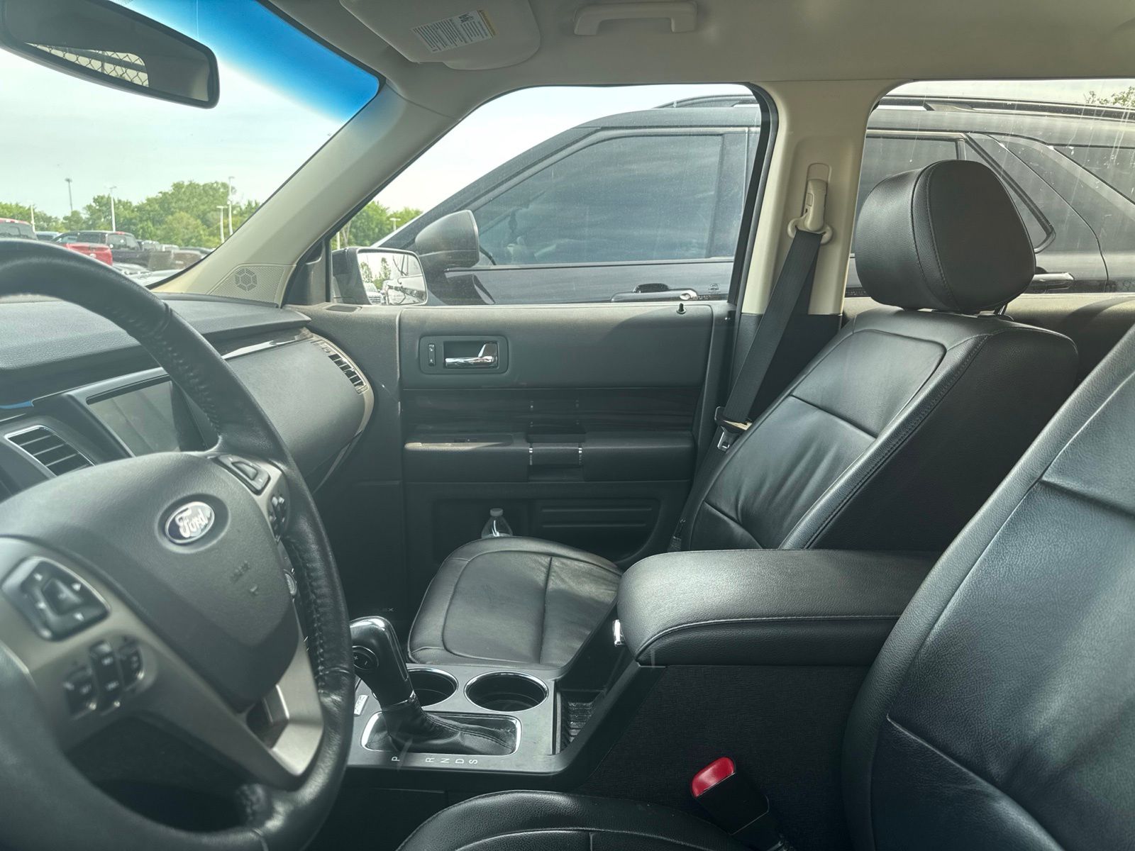 Thumbnail: 2019 Ford Flex - 32