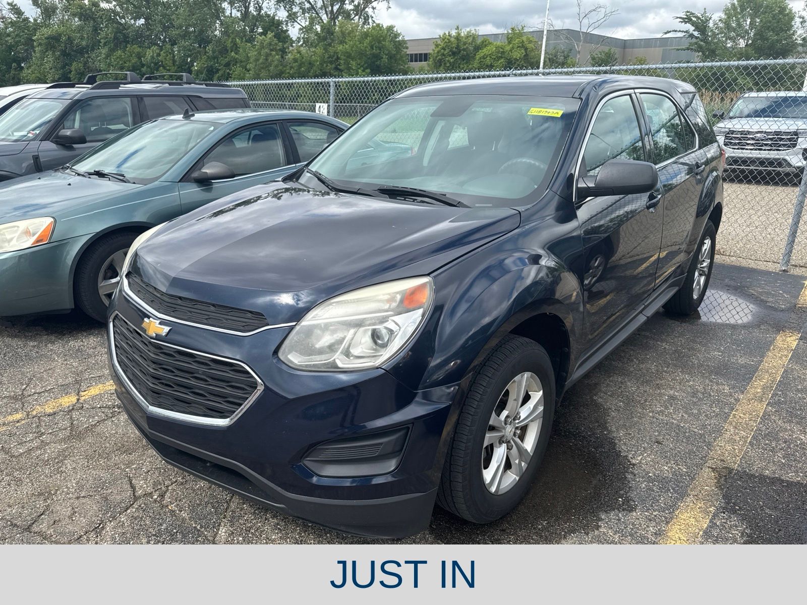 Used 2016 Chevrolet Equinox LS with VIN 2GNALBEK4G1181949 for sale in Sterling Heights, MI