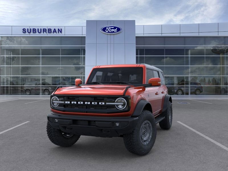 2024 Ford Bronco Outer Banks photo 2