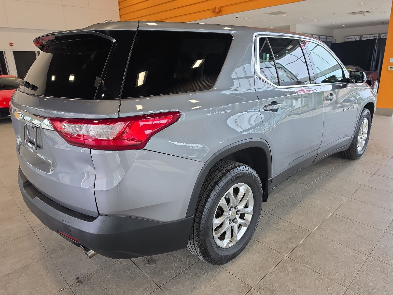 Thumbnail: 2018 Chevrolet Traverse - 7
