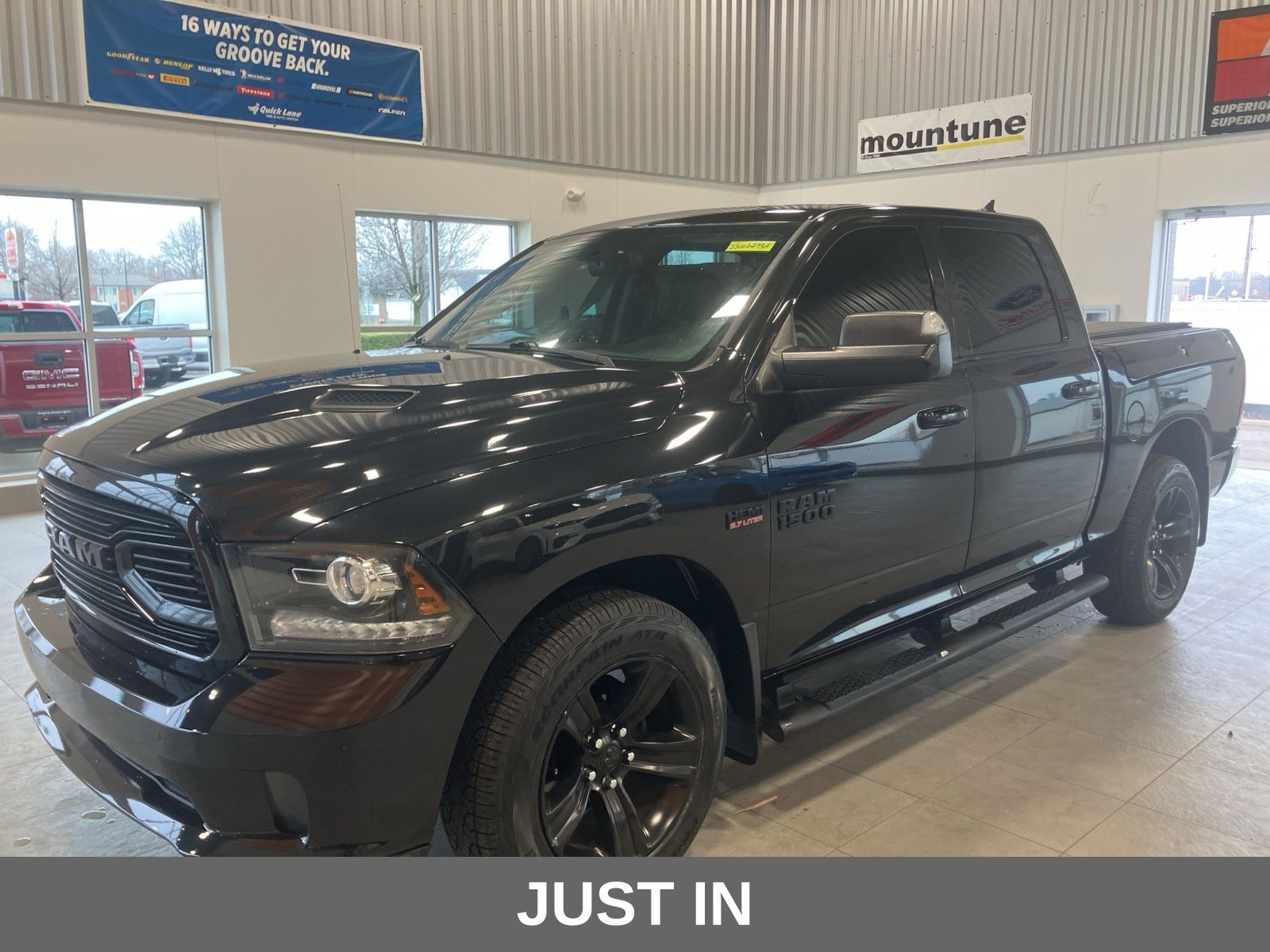 2018 RAM Ram 1500 Sport