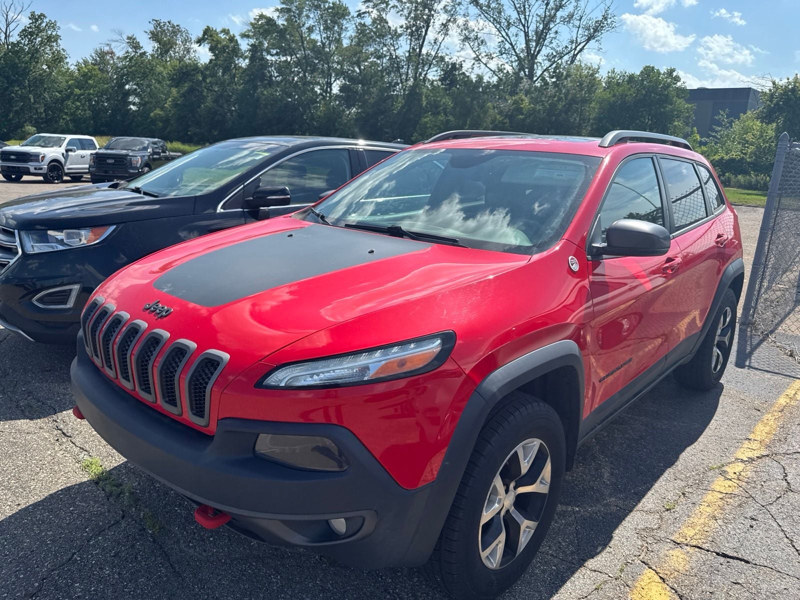 Thumbnail: 2018 Jeep Cherokee - 28