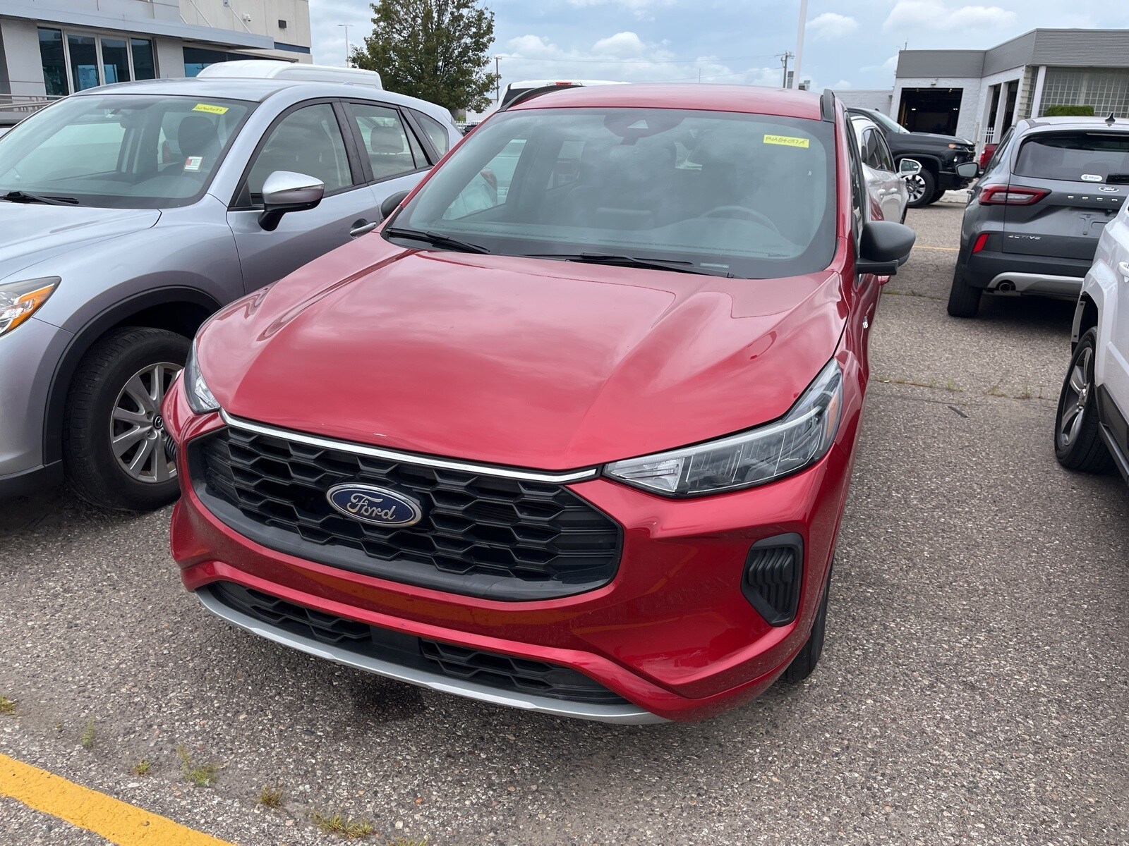 2023 Ford Escape ST-Line photo 4