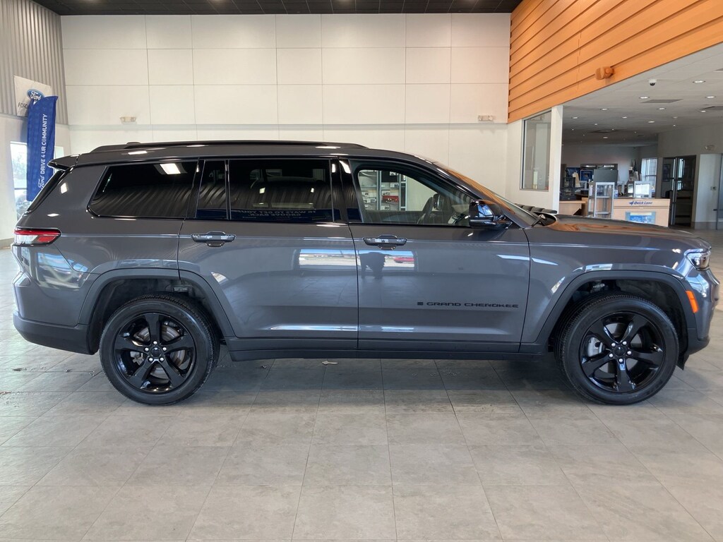 Used 2023 Jeep Grand Cherokee L Altitude SUV