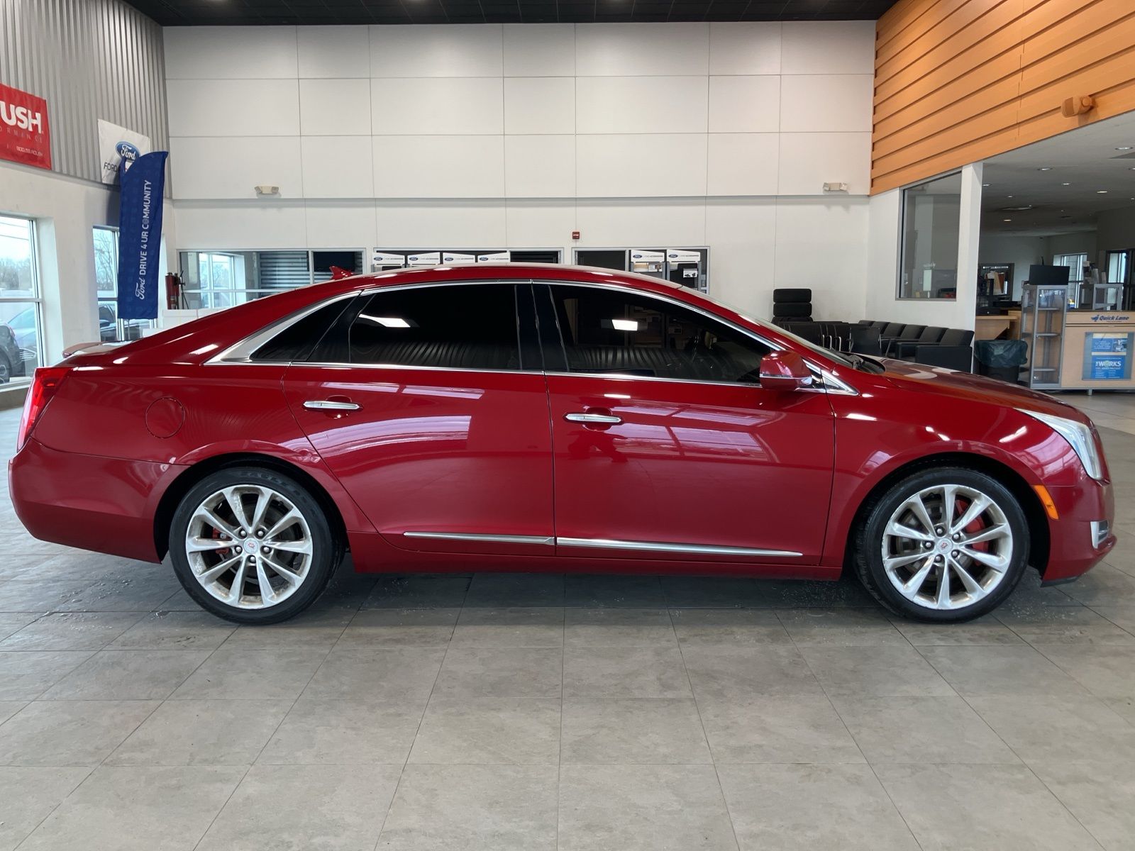 Thumbnail: 2013 Cadillac XTS - 4