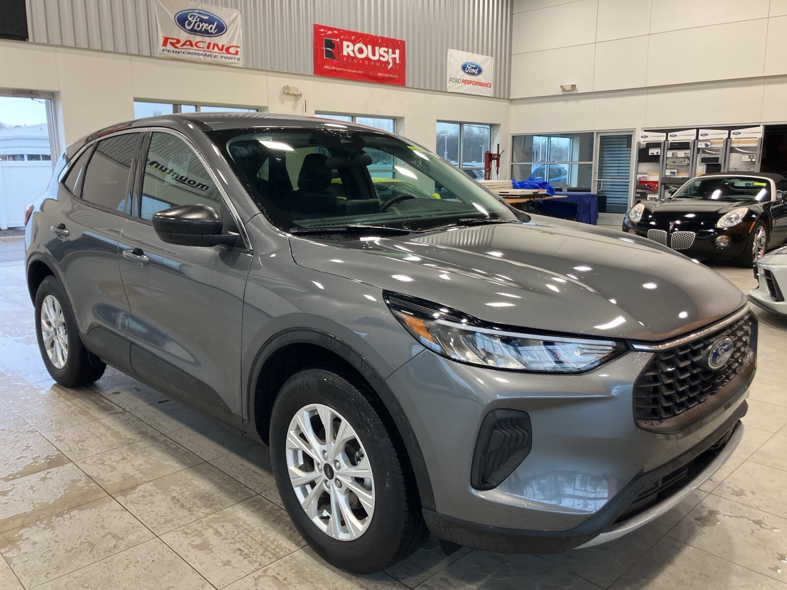 2024 Ford Escape Active photo 3