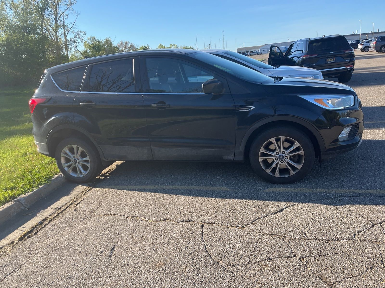 Thumbnail: 2019 Ford Escape - 14