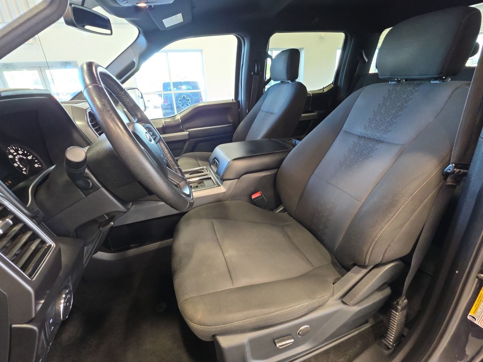 Thumbnail: 2018 Ford F-150 - 15