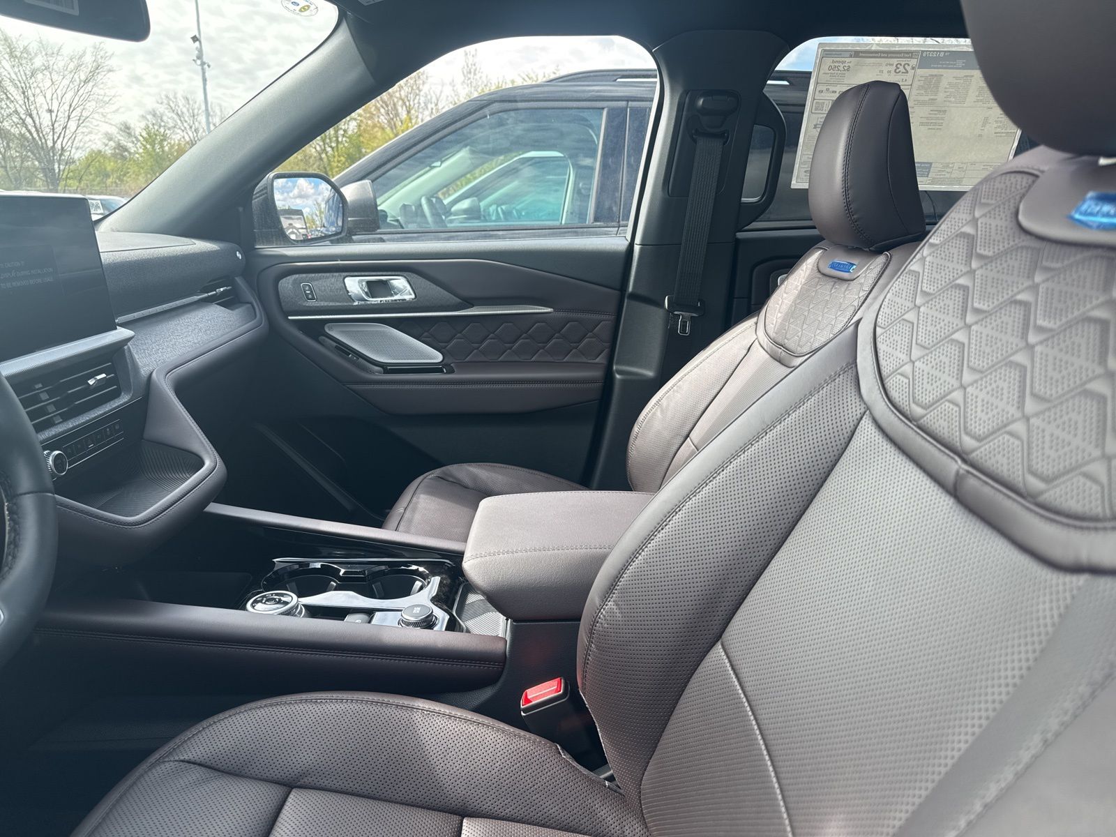 Thumbnail: 2026 Ford Explorer - 30