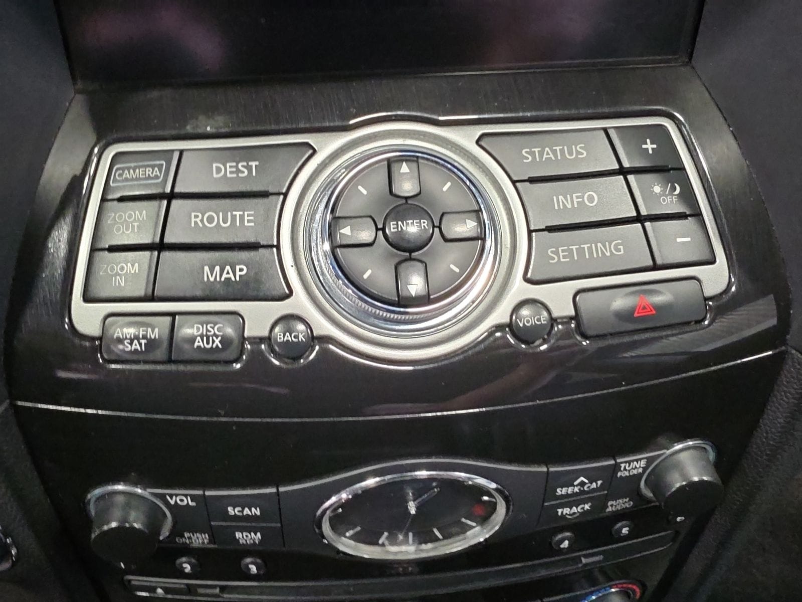 Thumbnail: 2013 INFINITI FX37 - 27