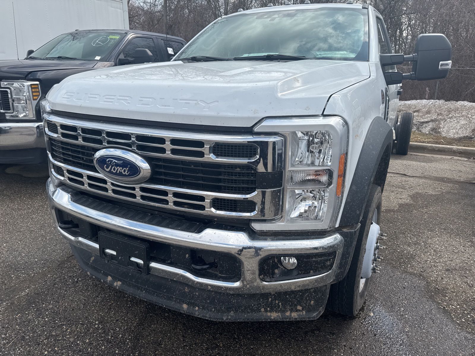 2023 Ford F-450 XLT Regular Cab 205-In DRW's photo