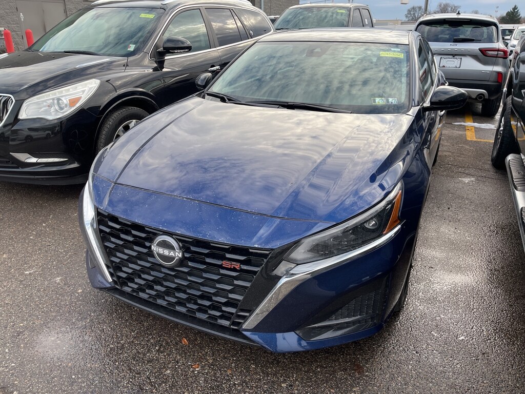 Used 2024 Nissan Altima 2.5 SR Sedan