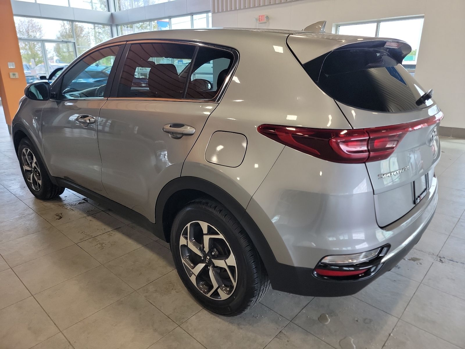 Thumbnail: 2021 Kia Sportage - 10