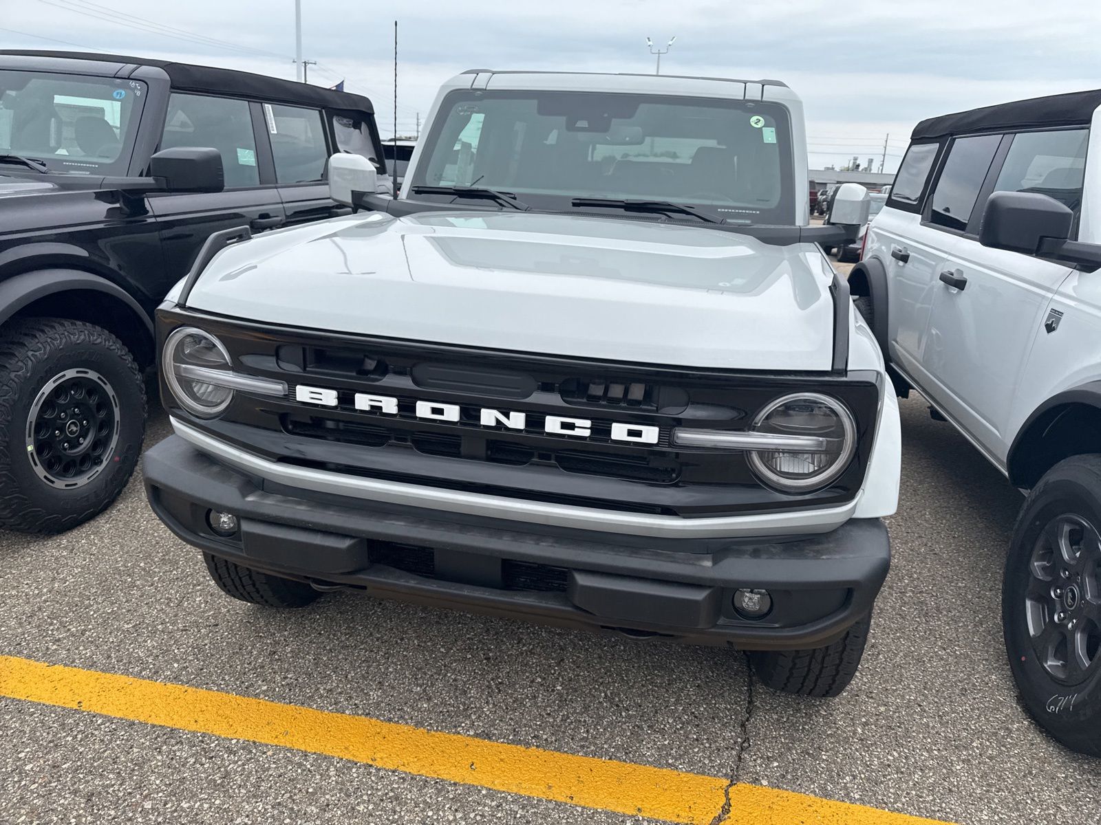 Thumbnail: 2026 Ford Bronco - 21