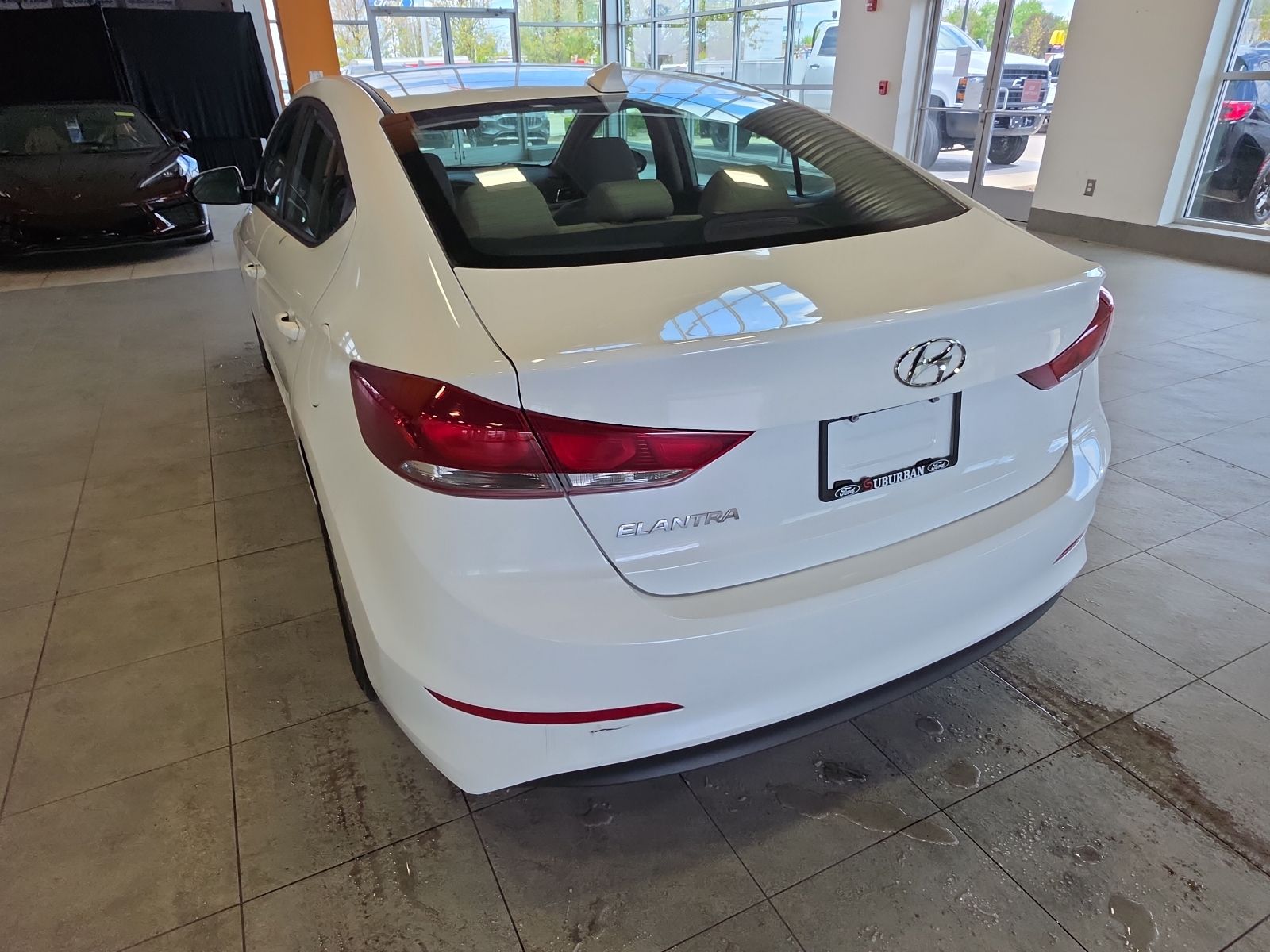 Thumbnail: 2018 Hyundai Elantra - 10